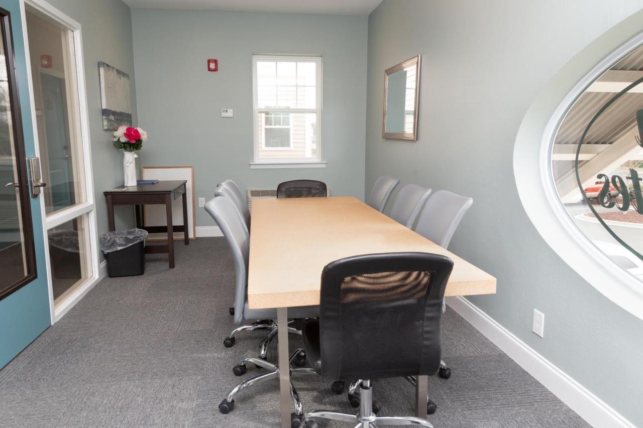 The Acorn Suites Mebane Exteriör bild